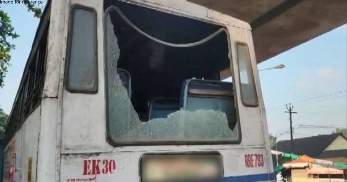 PFI's Kerala bandh turns violent: Protestors pelt stones at buses, vehicles; 2 policemen injured in Kollam
